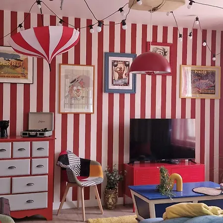 Tatil Evi Le Cirque De L'ailette *